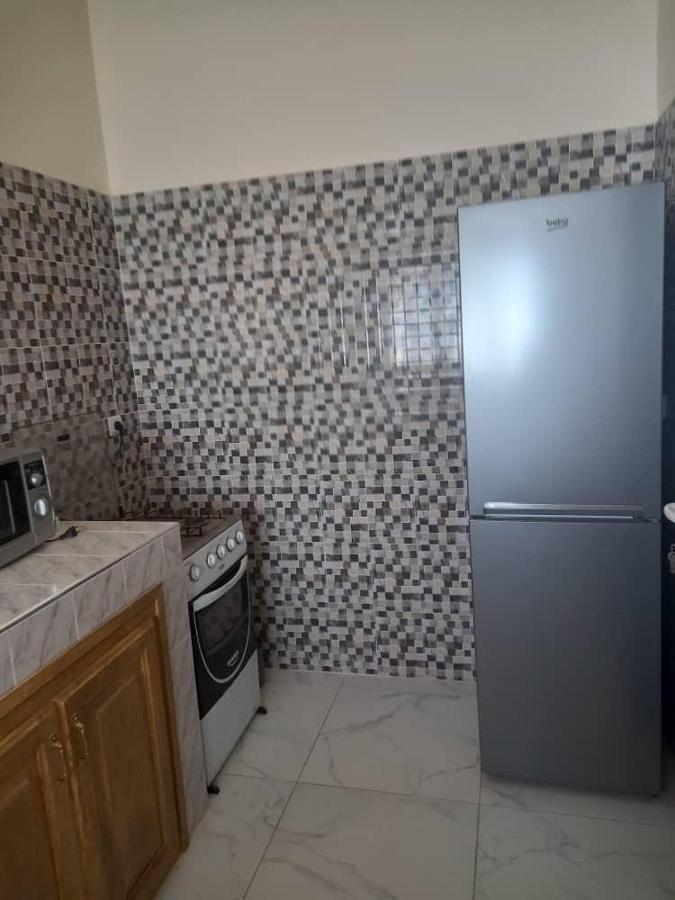 Villa Diambars Sali Tapé 外观 照片